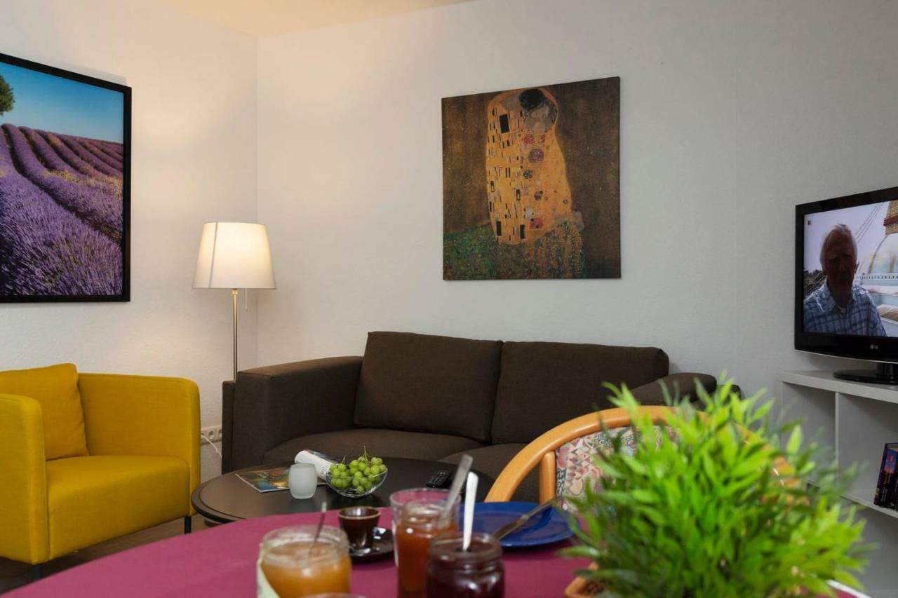 Blumenmeer Appartment Ober-Hambach Exteriér fotografie